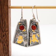Load image into Gallery viewer, Corona Earrings